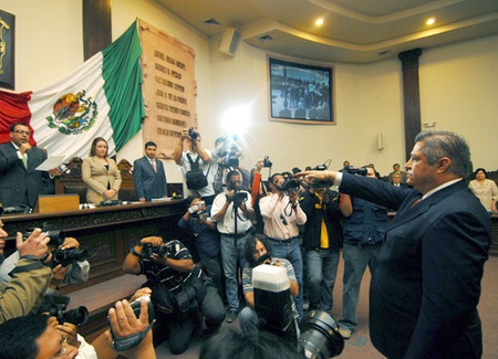 Jesús Torres Charles, rinde protesta como el nuevo Fiscal General del Estado de Coahuila.