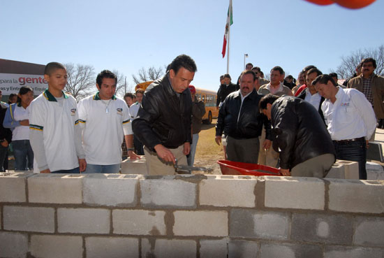 Inicia Gobernador del Estado gira de trabajo en Guerrero, con más obras para la gente