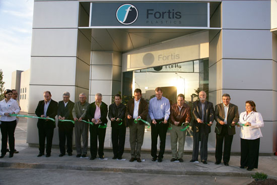 PRESIDE EL GOBERNADOR DEL ESTADO INAUGURACIÓN DE LA EMPRESA FORTIS PLASTICS  