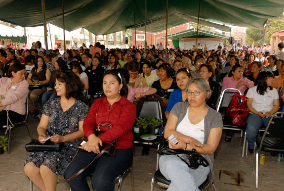 Miles de mujeres homenajeadas por el DIF Coahuila