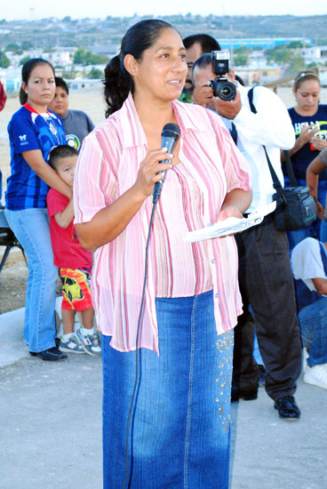 Vecinos del Fracc. Villa Milenio agradecieron al gobierno municipal por las obras realizadas en la comunidad.