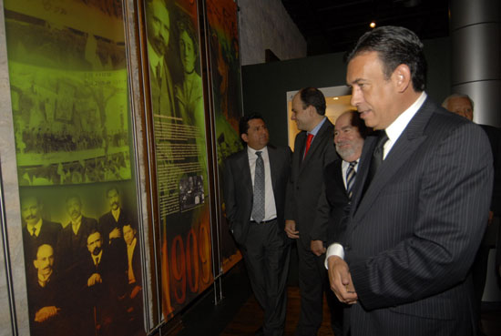 El gobernador Humberto Moreira inauguró el museo de la Revolución Mexicana, en Saltillo 