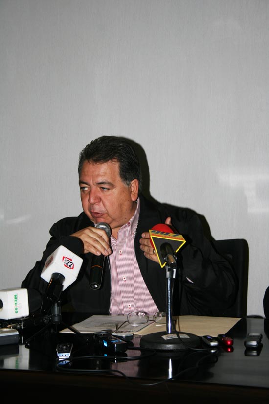 Lic. Alberto Aguirre Villarreal, Presidente Municipal de Acuña