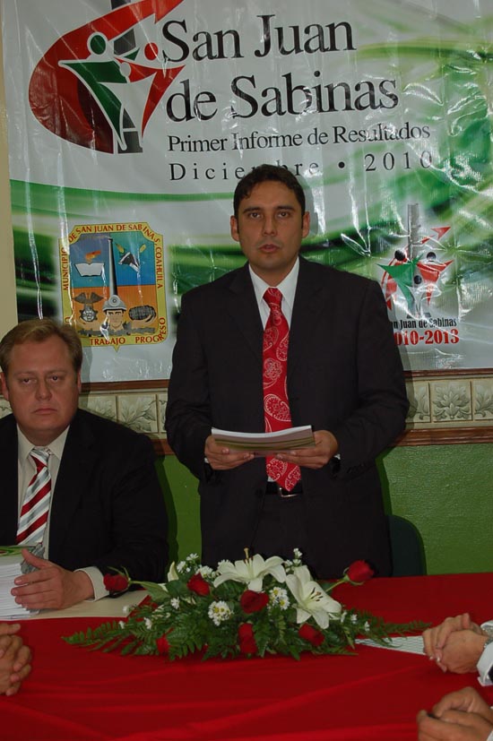 Entrega Antonio Nerio informe al Cabildo 