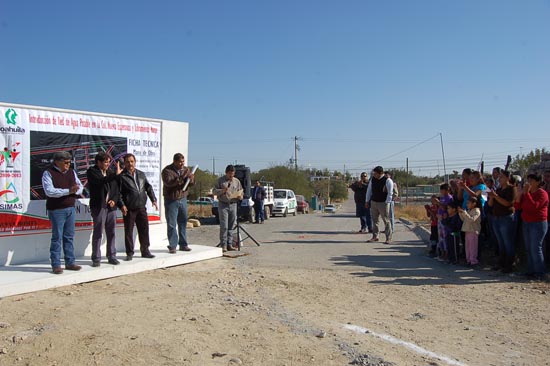 Inaugura Antonio Nerio obra de ampliación de red de agua potable