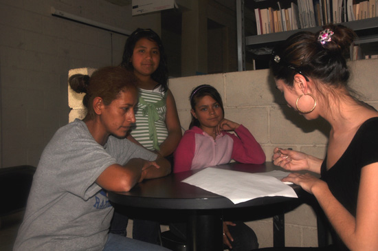 ARRANCA PROGRAMA “INGLÉS EN TU COLONIA”  CON LA PARTICIPACIÓN DE CIEN ALUMNOS 