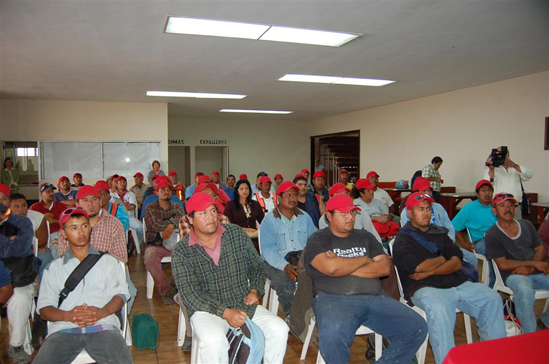 ENTREGA NERIO PRIMER PAGO A TRABAJADORES DEL PROGRAMA DE MEJORAMIENTO DE IMAGEN URBANA. 