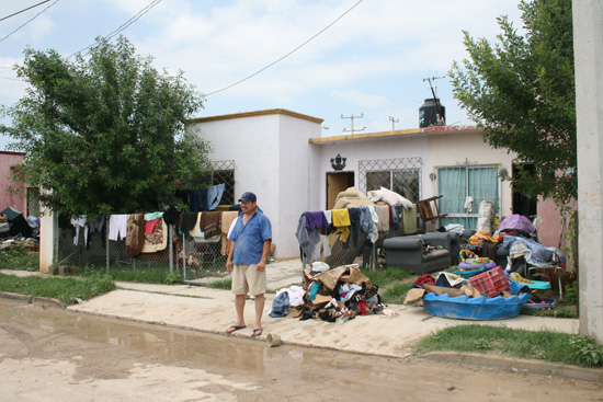 Tromba afecta a ciudad Acuña y deja mil familias damnificadas