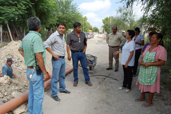 Recorre Antonio Nerio obras en proceso 