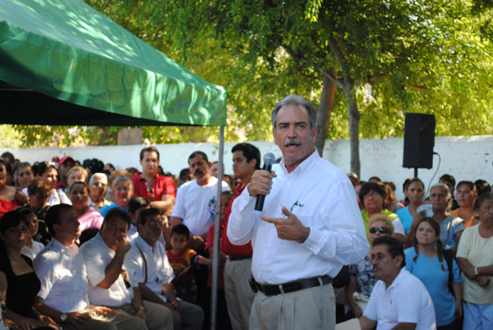 Encabeza Rubén Moreira sendos homenajes a José Manuel Maldonado