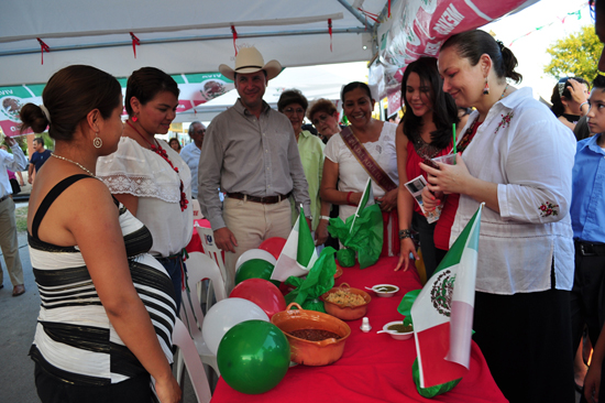 Inaugura alcalde Festival de Cocinas Regionales