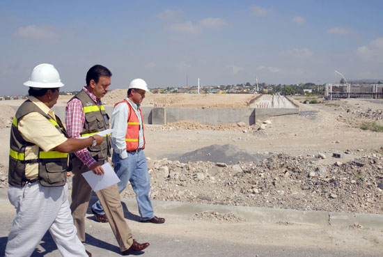 Supervisa el gobernador Humberto Moreira obras de la ciudad universitaria, Campus Arteaga 