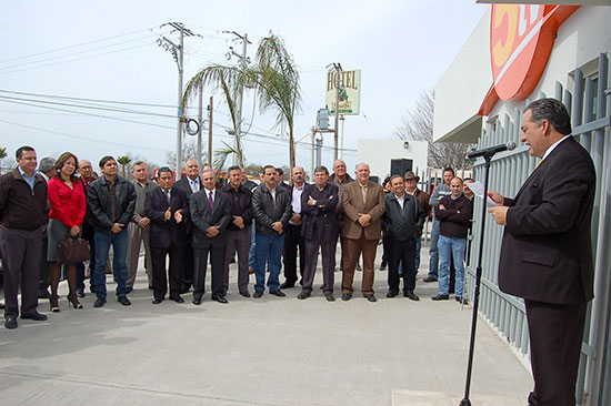 Acude Antonio Nerio Maltos a inauguración de instalaciones de Canal 5