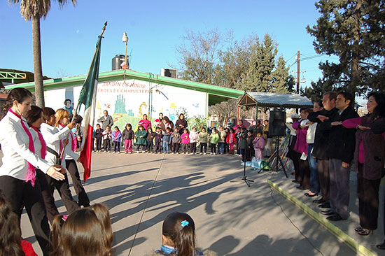  “Alcalde en tu Escuela”, continua beneficiando instituciones educativas 