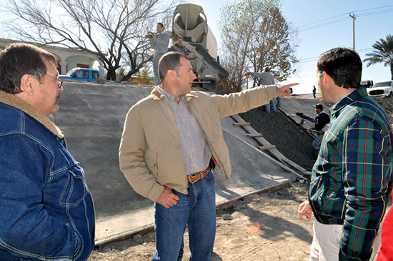 Supervisan obras por diversos puntos de la ciudad de Piedras Negras