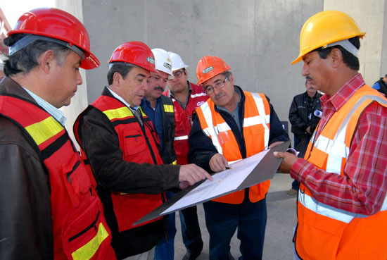 Supervisó el gobernador del estado avances en el Mega Distribuidor Vial “El Indio” 