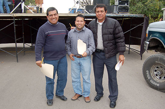 Un éxito concurso infantil de canto en la villa de San Juan de Sabinas