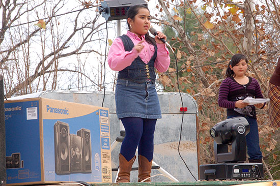 Un éxito concurso infantil de canto en la villa de San Juan de Sabinas