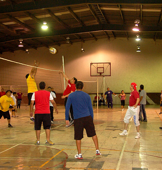 Inauguró Antonio Nerio Torneo Municipal de Volibol