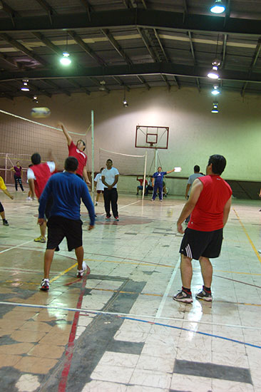 Inauguró Antonio Nerio Torneo Municipal de Volibol