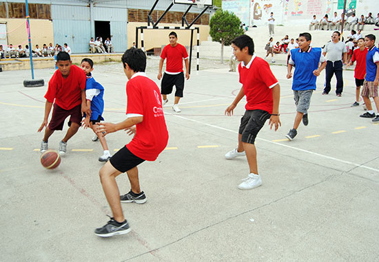 Inauguró el alcalde el Primer Torneo de Baloncesto en la Secundaria Federal No. 1