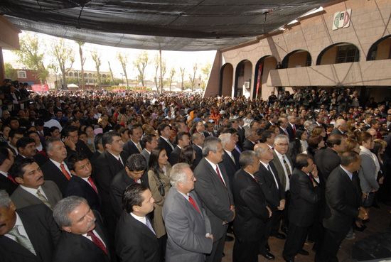 “En Coahuila, los compromisos del PRI se cumplen” SHV 