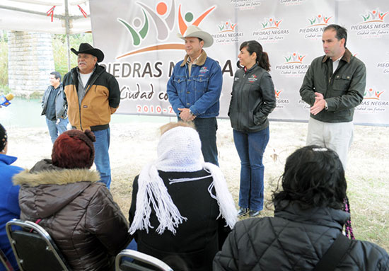 Inicia alcalde puente peatonal en la colonia Periodistas