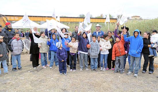 Inicia alcalde puente peatonal en la colonia Periodistas