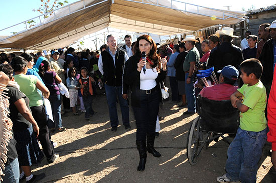 Refrenda presidenta del DIF Coahuila compromiso con las familias más vulnerables de Coahuila