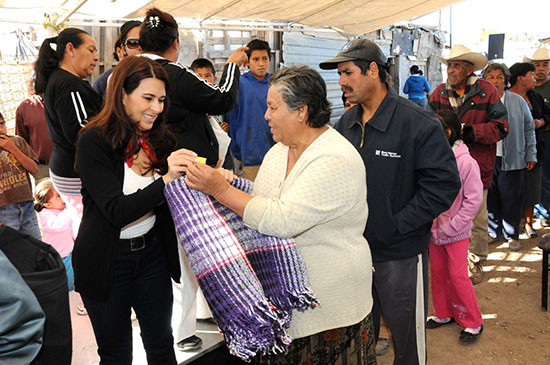 Refrenda presidenta del DIF Coahuila compromiso con las familias más vulnerables de Coahuila