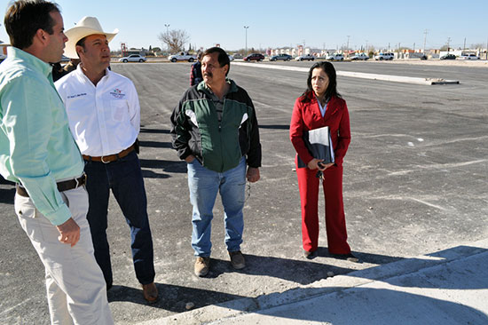 Supervisa alcalde avance de obras en construcción por diversos puntos de la ciudad