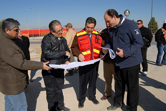 Supervisa el gobernador Jorge Torres López la ampliación de la prolongación Manuel Pérez Treviño