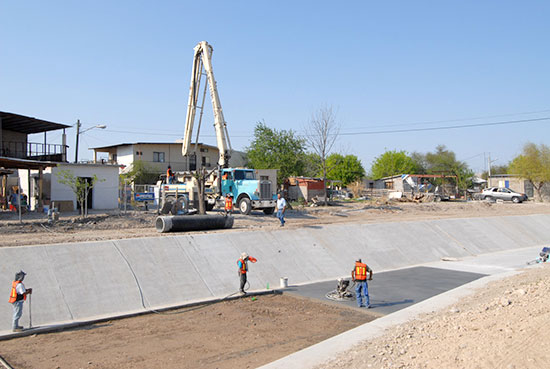 Avanzan obras que impulsa el gobernador Jorge Torres en Piedras Negras