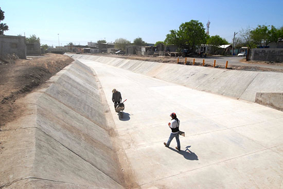 Avanzan obras que impulsa el gobernador Jorge Torres en Piedras Negras