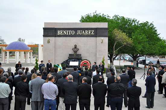 Celebran 205 Aniversario del Natalicio del Benemérito de las Américas