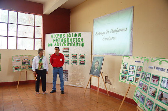 Encabeza Antonio Nerio 60 aniversario de escuela Rubén Moreira