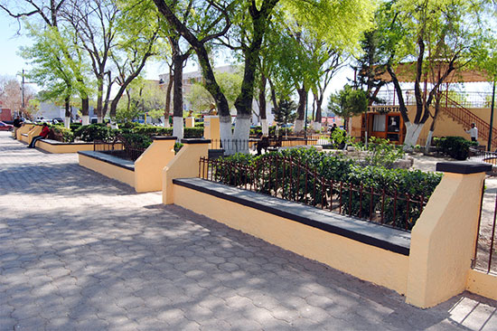 Imagen Urbana inició labores de hermoseamiento en la Plaza Benjamín Canales