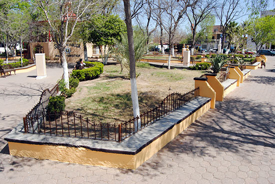 Imagen Urbana inició labores de hermoseamiento en la Plaza Benjamín Canales