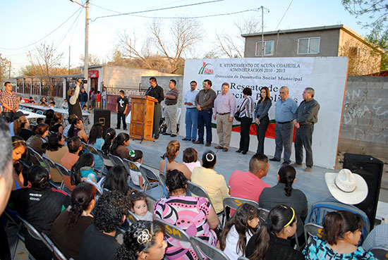 Inauguran Plaza Comunitaria en la colonia Porvenir