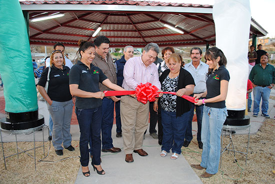 Inauguran Plaza Comunitaria en la colonia Porvenir