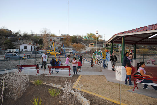 Inauguran Plaza Comunitaria en la colonia Porvenir