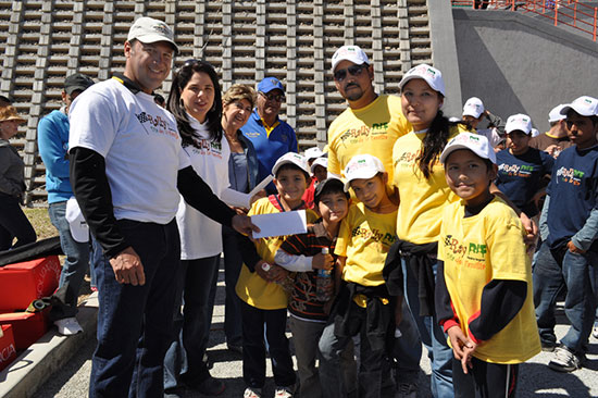 Organiza municipio magno festejo por el Día de la Familia