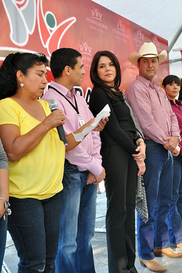 Se incorporan al desarrollo calles de dos colonias con obras de pavimentación