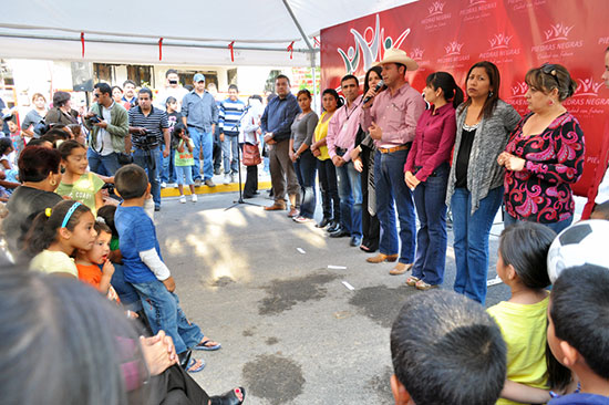 Se incorporan al desarrollo calles de dos colonias con obras de pavimentación