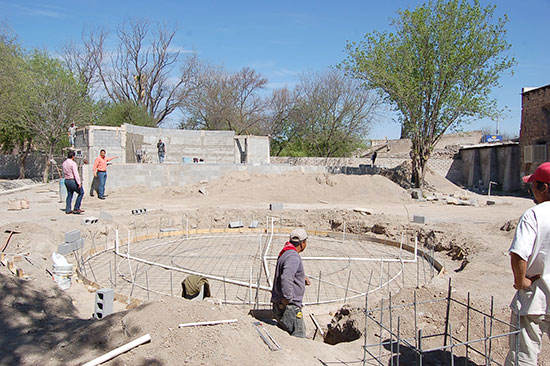 Supervisa Antonio Nerio avance de Plaza Bicentenario