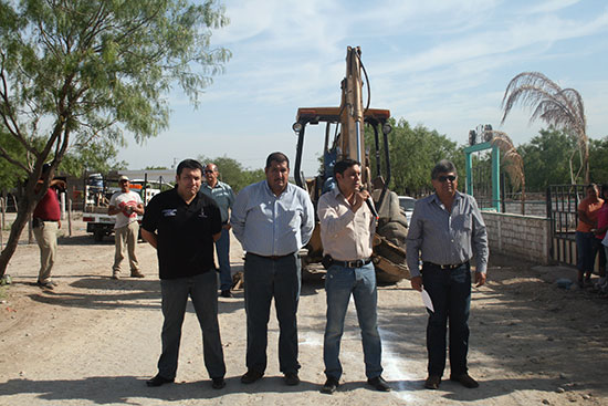 Arranca Antonio Nerio Maltos ampliaciones de red de agua potable 