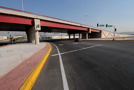 En operación tres de los cuatro puentes vehiculares que construye el gobierno del estado en Ramos Arizpe