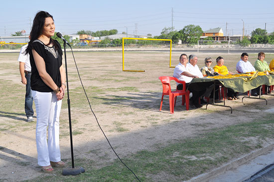 Participan discapacitados en Mini Paraolimpiada