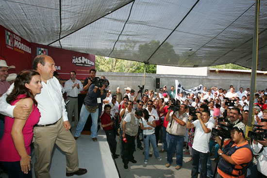 Antención médica las 24 horas en Villa Unión: compromiso de Rubén Moreira