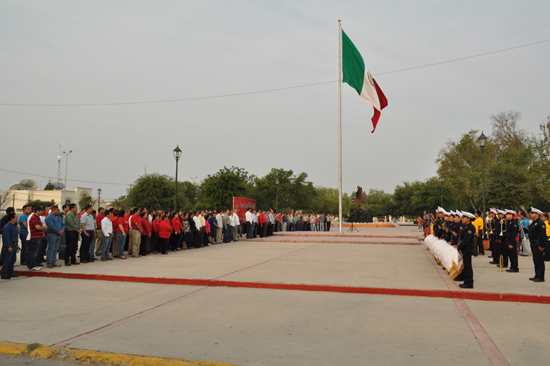 Celebran ceremonia conmemorativa al 125 aniversario del Día del Trabajo